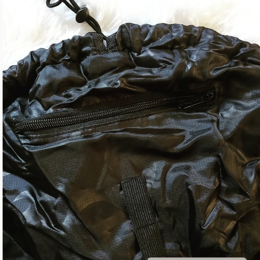 YOUNIQUE| TRAVEL MAKEUP BAG